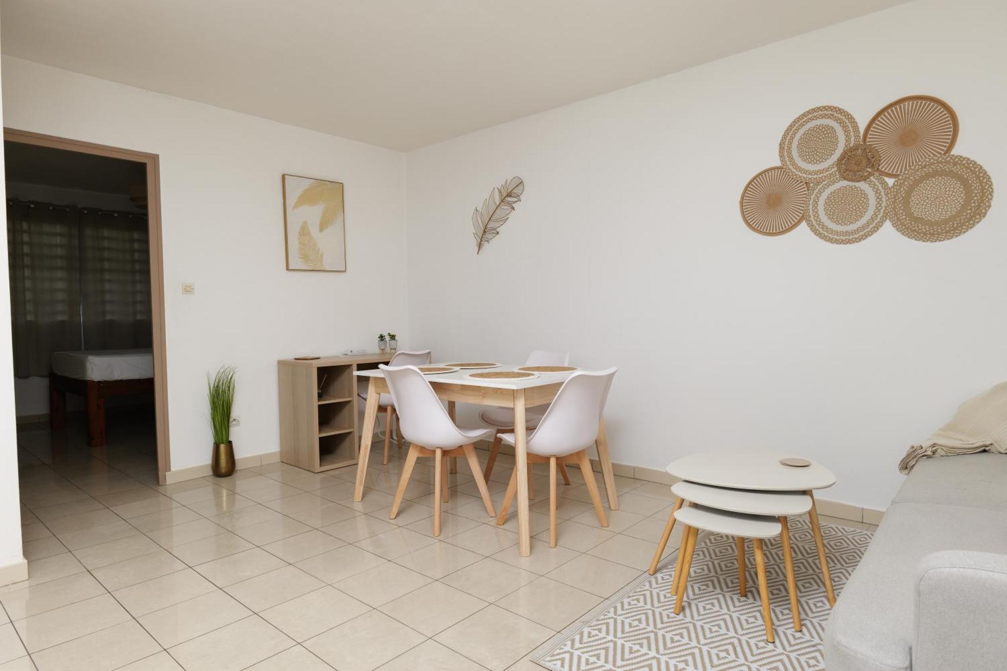 Appart. T3 Les Hauts De Madiana Schoelcher Luaran gambar